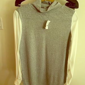 Long sleeves turtle neck top